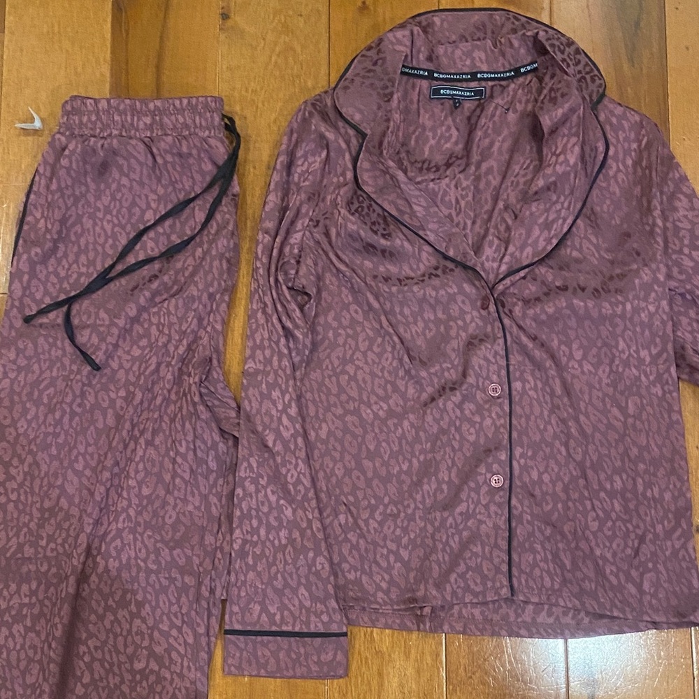 BCBGMaxAzria Mauve Leopard Pajama Set